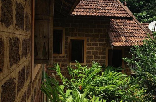 Wadakanchery House | Shantam Homestay - Peace has an address now!