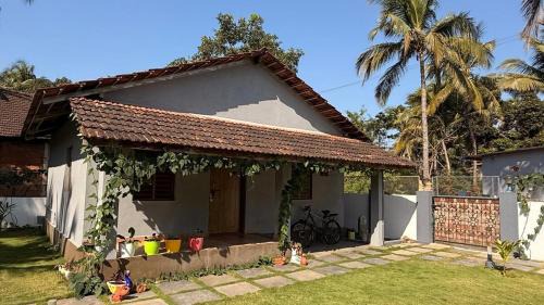 Karwar House | Shanti Niketan