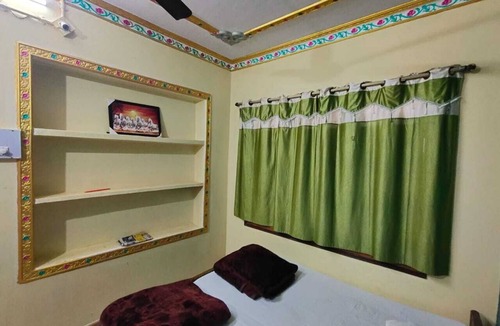 Gaya Hotel | Shanti rest Station Rd