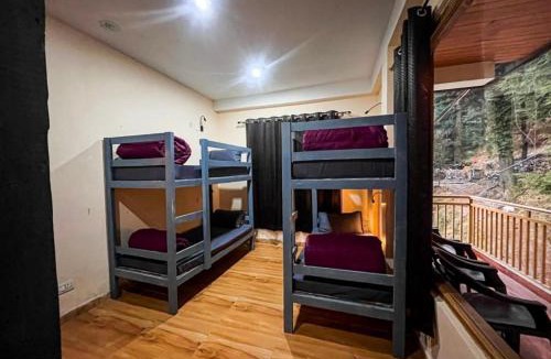 Jibhi Hotel | Sharaji cottage #premium room # cafe #comforable stay