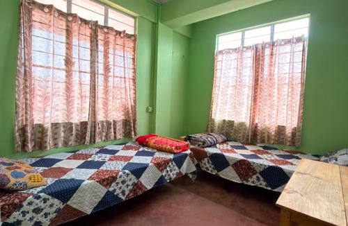 Shillong Hostel | Shillong Syngkrem Travellers Hostel Dormitory