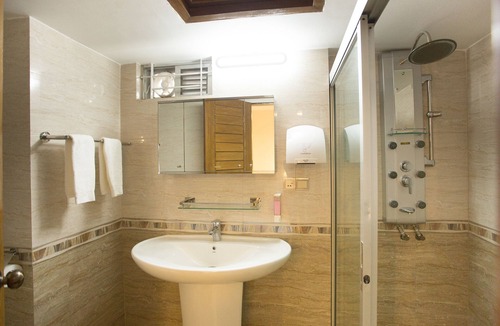 Gulshan Hotel | Shinepukur Suites