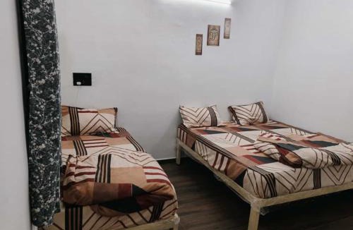 Rajpipla Apartment | SHIV SHAKTi HOMESTAY