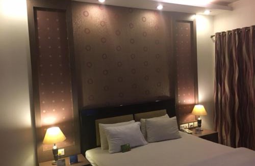 Shahjahanpur Resort | Shiva Oasis Resort