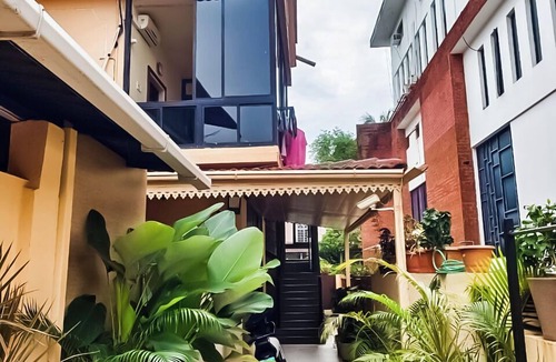 Gauravaddo Apartment | shradha luxury room
