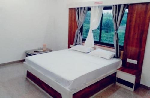 Wasda Hotel | SHREE ATITHI HIGHWAY HOTEL