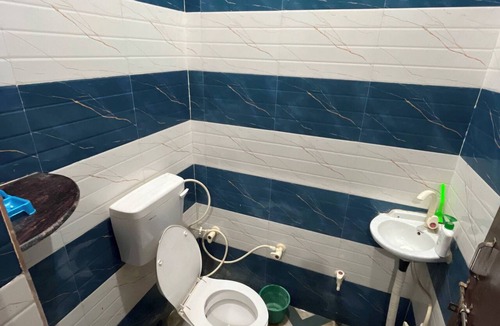Barsana House | Shree Radha Madhav Homestay Barsana, Mathura, UP For Couples ,Solo ,Family etc.