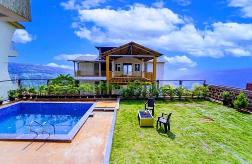 Panchgani Villa | SHREESTAYS - MADHURI VILLA WITH PRIVATE SWIMMING POOL
