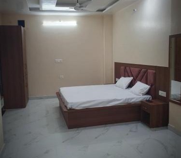 Vrindavan House | Shri maa veshno dham Home stay