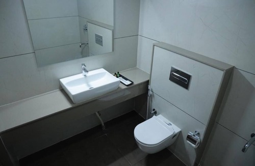 Yelahanka Hotel | Silverkey Hotel Yelahanka