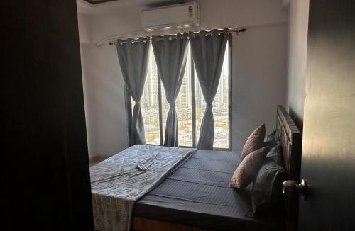 Andheri West Apartment | Skyline Oshiwara 2bhk-Andheri