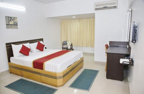 Shanthala Nagar Apartment | SmartStay - Luxury 3bed/3bath flat in Central BLR MG Road area