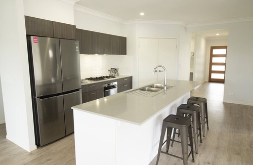 Plainland Apartment | Spacious 4-Bed House in Leafy Plainland