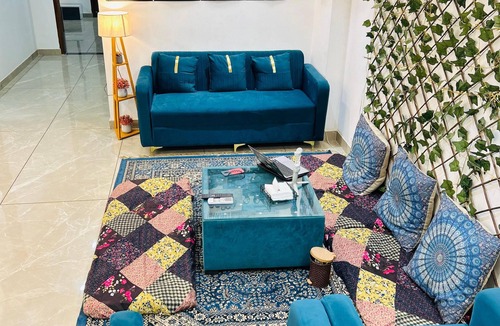 South West Apartment | Spacious 4BHK Near IGI Airport | Near Metro & Yashobhoomi