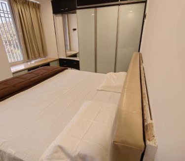 Sanpada Apartment | Spacious Garden Facing 2 BHK in Sanpada 5 mins from DY Patil Stadium
