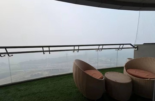 Noida Apartment | spira.staycation