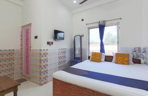 Kanthi Hotel | SPOT ON Hotel Tarutat