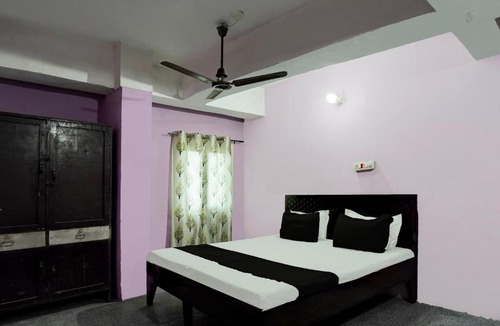 Rudrapur Hotel | SPOT ON MR Guest House