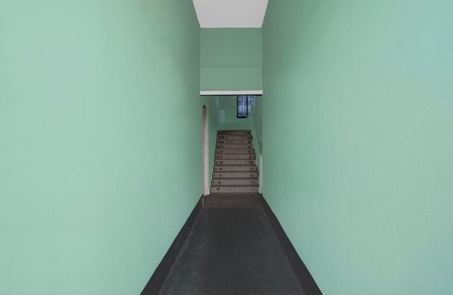 Hajo Hotel | SPOT ON S.D.S GUEST HOUSE