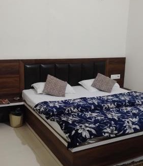Behror Hotel | SR Resort Ateli