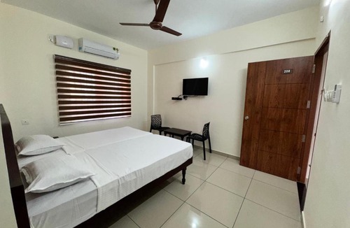 Thiruvananthapuram Hotel | Sri Gavuri Nivas