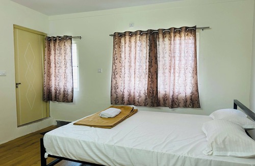 Banashankari Hotel | Sri Manjunatha Residency