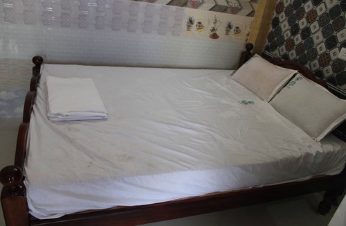 Tiruvannamalai Hotel | Sri Sakthivel Santhamurugan Residency