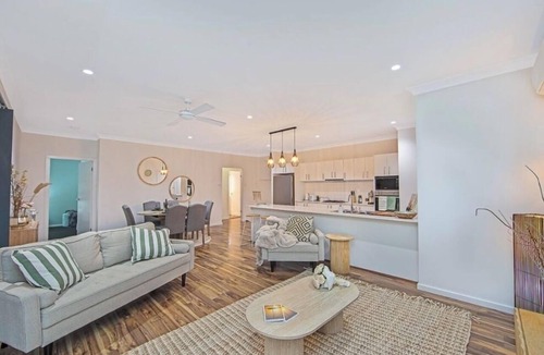 Murrays Beach House | Stay a while @theMurray’s Beach Retreat | Family & Pet-friendly