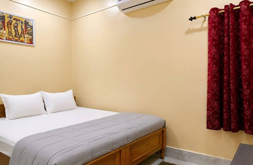 Varanasi Bed & Breakfast | Stay near Kashi Vishwanath Temple