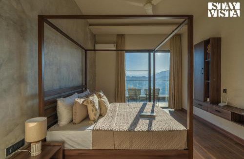 Solan Villa | StayVista at Dos - The Himalayan Den with Jacuzzi
