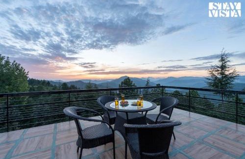 Rajgarh Villa | StayVista at Nirvana Dhar