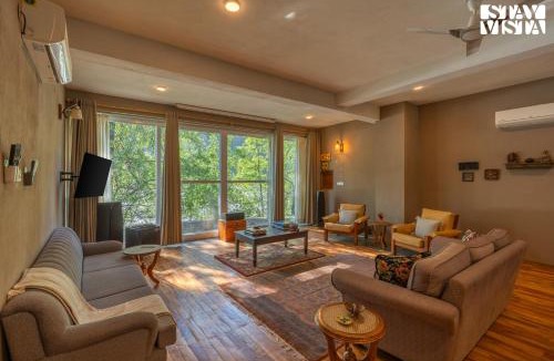 Manali Villa | StayVista at Shamrock Riverfront with BBQ & Bonfire