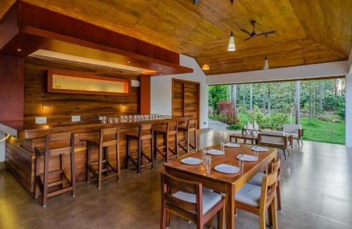 Madapura Villa | StayVista at Tall Silver with Infinity Pool & Breakfast -2BR