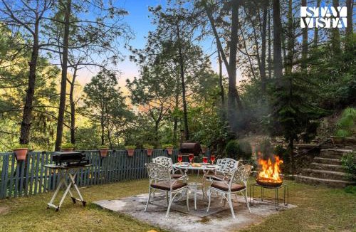 Kasauli Villa | StayVista at The Anchorage - BBQ & Heater