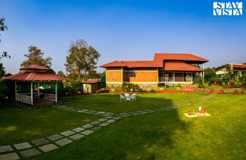 Karjat Villa | StayVista's Lumos Paradise - Villa with Infinity Pool, Terrace, Expansive Lawn & Gazebo