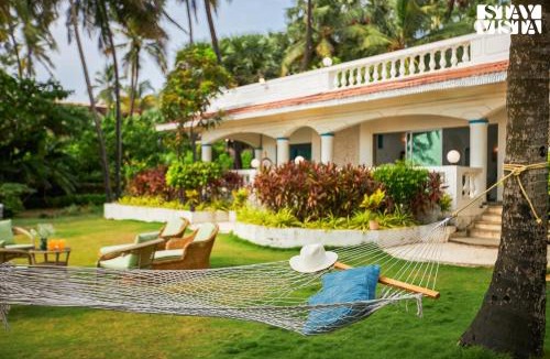 Dahisar East Villa | StayVista's Villa Bharat - Beachfront serenity with A spacious lawn