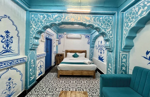Gulab Sagar Hostel | Storica Stays