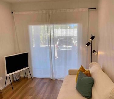 Boreen Point Apartment | Studio 2 Boreen Point Boutique Accommodation