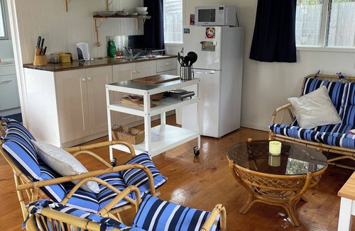 Eagle Point Apartment | Studio Apartment with Lake Access