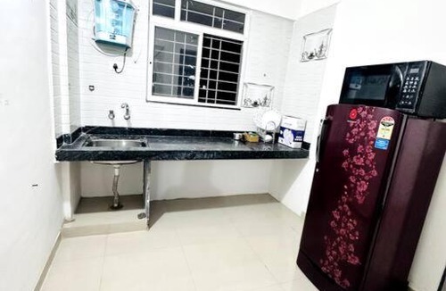 Alandi Apartment | Stylish Getaway! Spacious 1-BHK