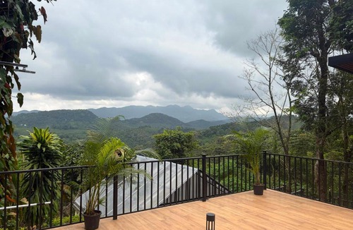 Elappara Hotel | Sumeru valley vagamon
