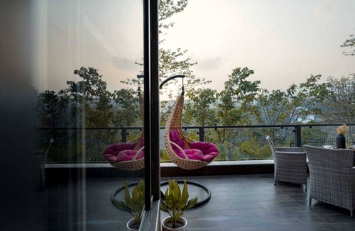 Bullawala House | Sundowner Bunglow - Your Own 5 Star