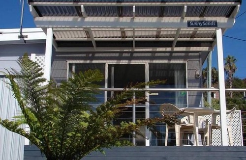 Boat Harbour Beach Apartment | Sunnysands holiday unit
