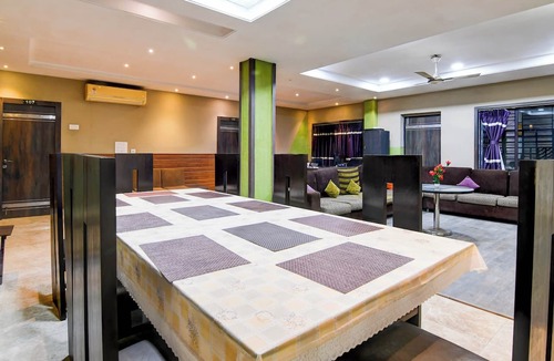 Joka Hotel | Super Collection O Behala