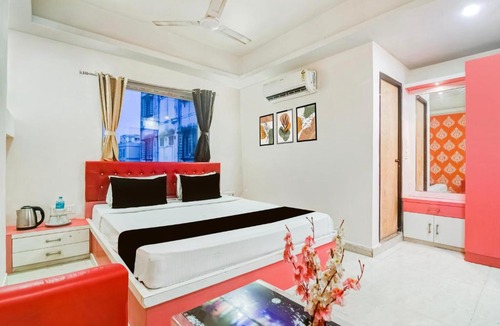 Kolkata Hotel | Super Collection O City Center 2 Formerly Paradise Inn