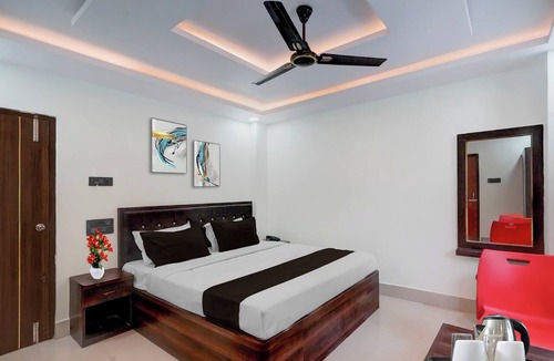 Puri Hotel | Super Collection O Golden Beach Formerly