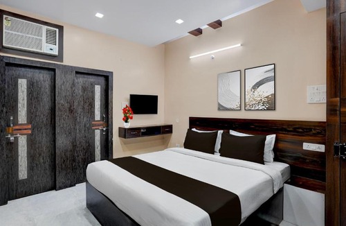 Patna Hotel | Super Collection O Patliputra Sports Complex Formerly Wellfood Inn