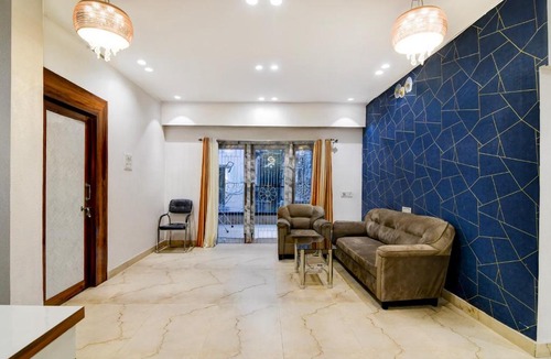 Sector II Hotel | Super Hotel O Aditi Guest House