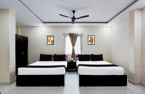 Tirupati Hotel | Super OYO Collection O Tirumala Road