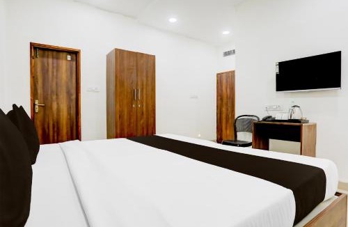 Indore Hotel | Super Townhouse DAVV University Indore Formerly Indrapuri